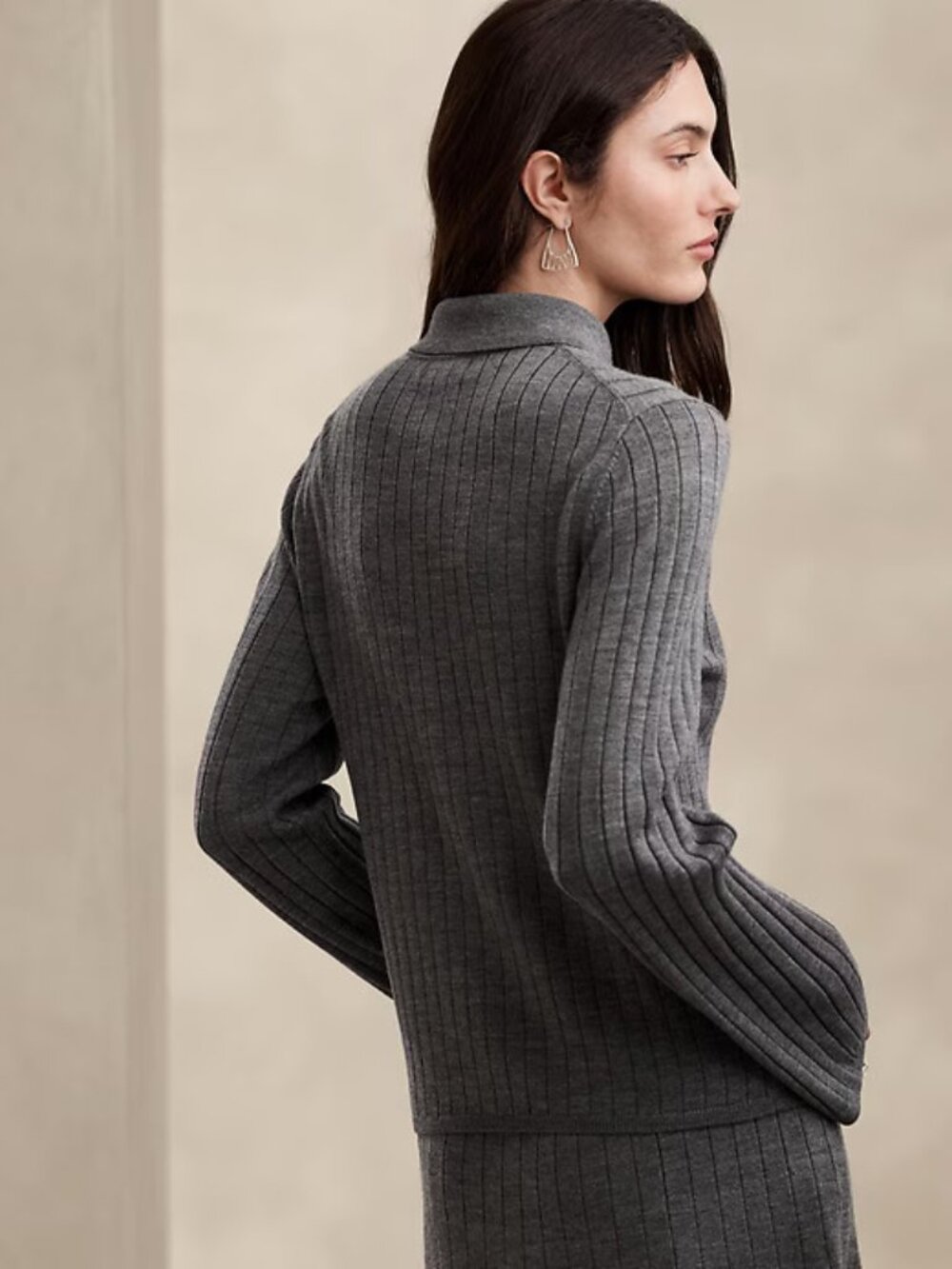 Banana Republic Gray Merino Wool Ribbed Sweater Size M - Picture 3 of 9
